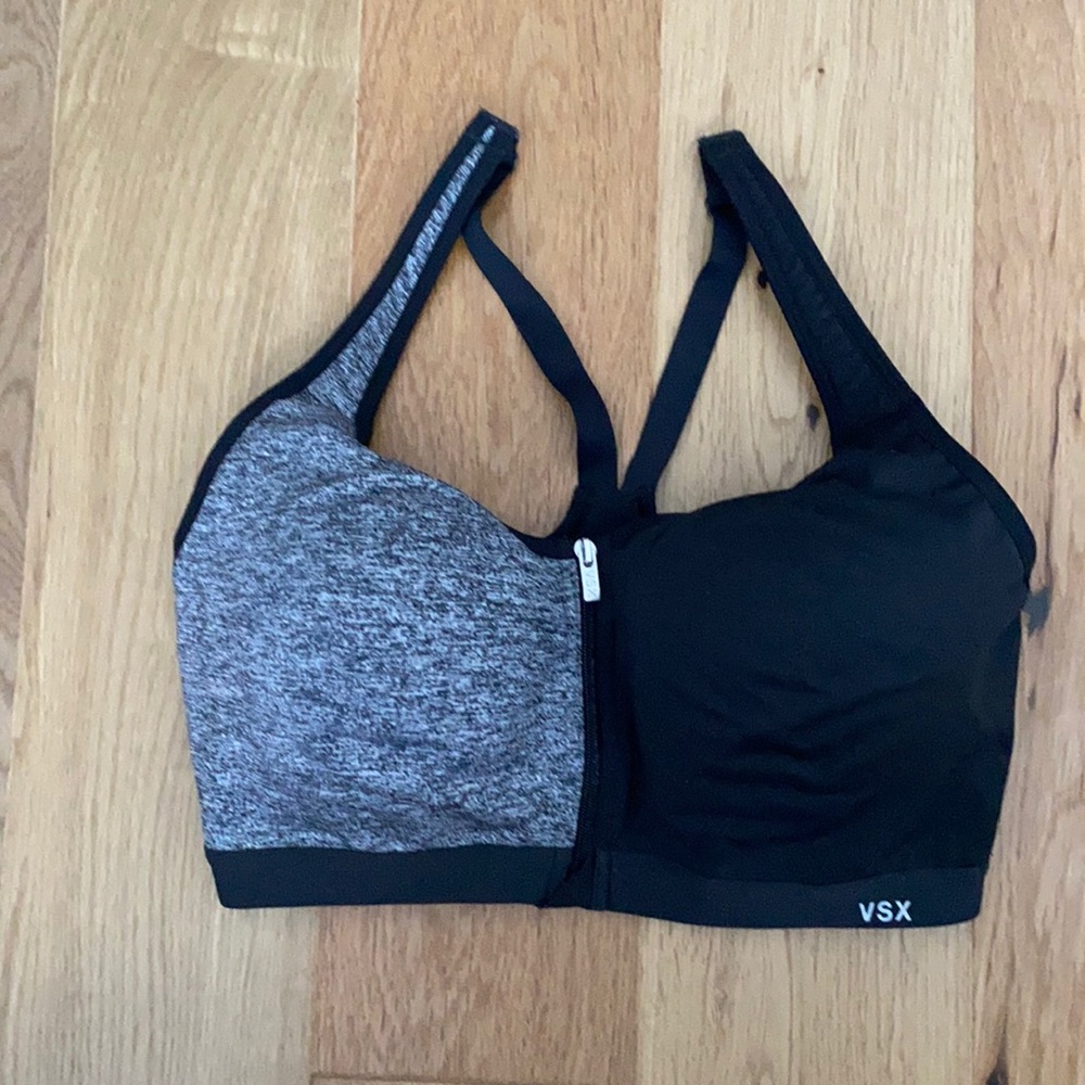 VSX Knockout Front Closure Sports Bra